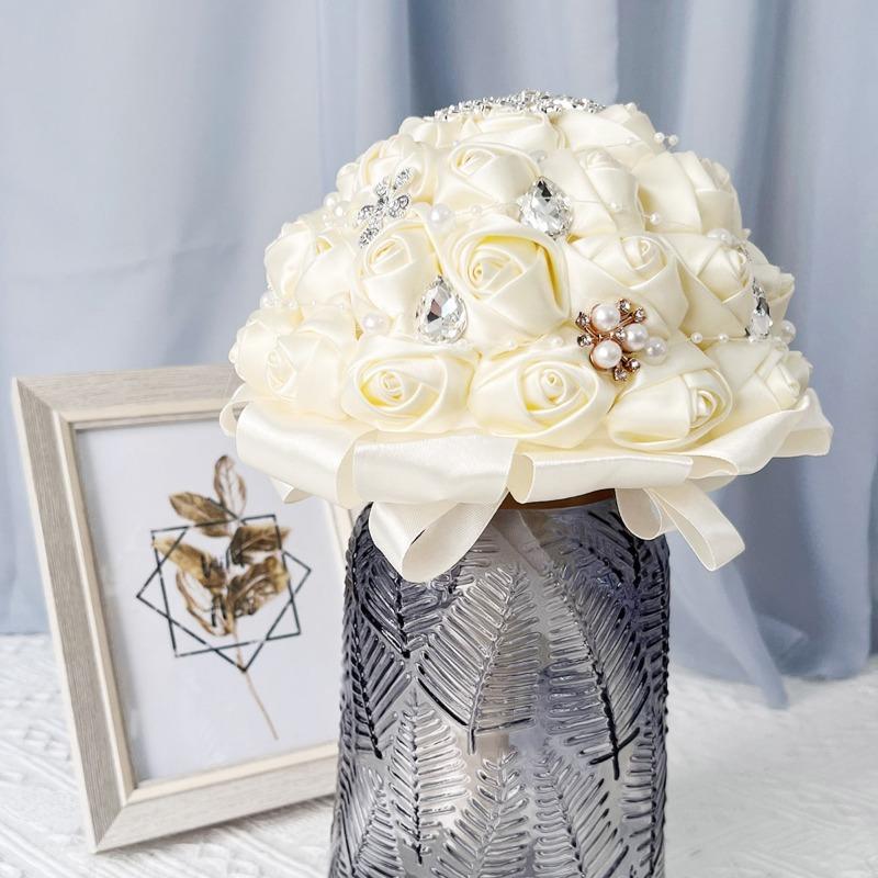 1 шт. Свадебный букет Свадебный букет с бриллиантовым жемчугом Шелковый свадебный ручной букет для дома Свадебная вечеринка Украшение невесты Букет подружки невесты