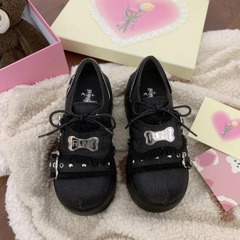 Ботильоны на толстой платформе с панковскими металлическими цепочками, женские, зима 2024 года, джинсовые ботинки с толстой подошвой, женские, черные, готические, в стиле Лолиты