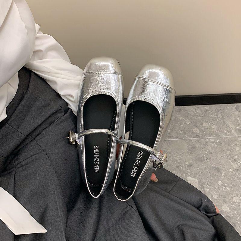 Серебристые туфли Мэри Джейн с круглым носком и мелким вырезом, женские туфли, весна 2025, новые, французский вечерний бриз с юбкой, туфли на плоской подошве