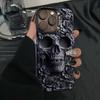 Чехол в темном стиле с цветочным черепом для Apple iPhone 15 Pro/16 Pro Max/14 Pro
