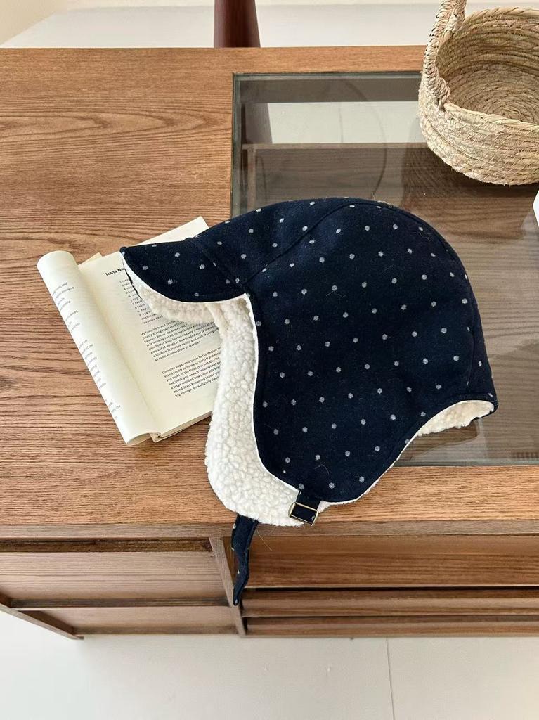 Double-sided autumn and winter velvet thickened warm ear protectors versatile polka dot flying Lei Feng hat antifreeze cycling hat men and women