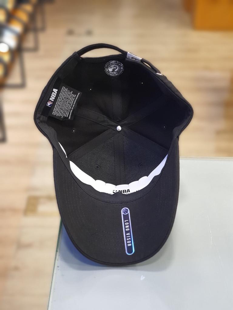 NBA Unisex ATL One-Point Artwork Overcap Hard Ball Cap N245AP441P (19)