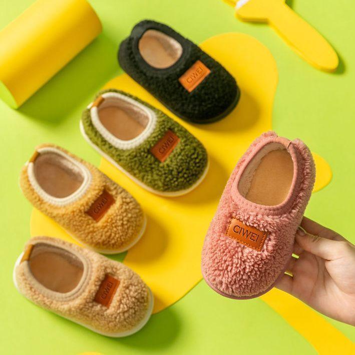 Детские тапочки из хлопка с рисунком для дома из бархата, теплые, для мальчиков и девочек, милые, с мягкой подошвой, осенние детские тапочки, зимние, новые модели