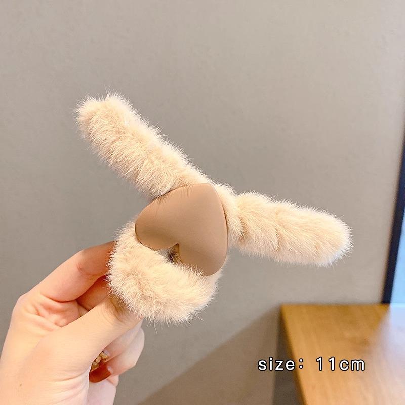 Большая женская шпилька высокого класса: Новая модель Shark Clip 2025 года на осень/зиму