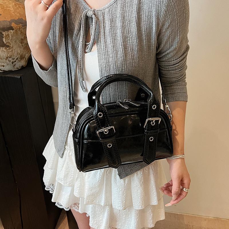 Женская новая сумка через плечо