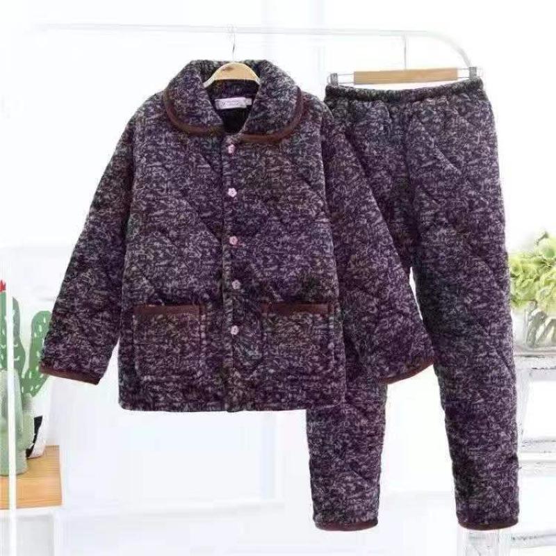 Женская зимняя пижама трехслойная утолщенная с хлопковой подкладкой для сохранения тепла и флисовая куртка из кораллового флиса с подкладкой