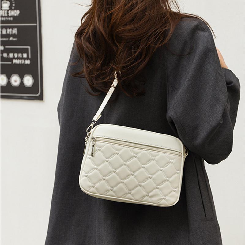 Женская сумка-слинг на ремне, маленькая квадратная, новая стеганая сумка из искусственной кожи, универсальная сумка-мессенджер