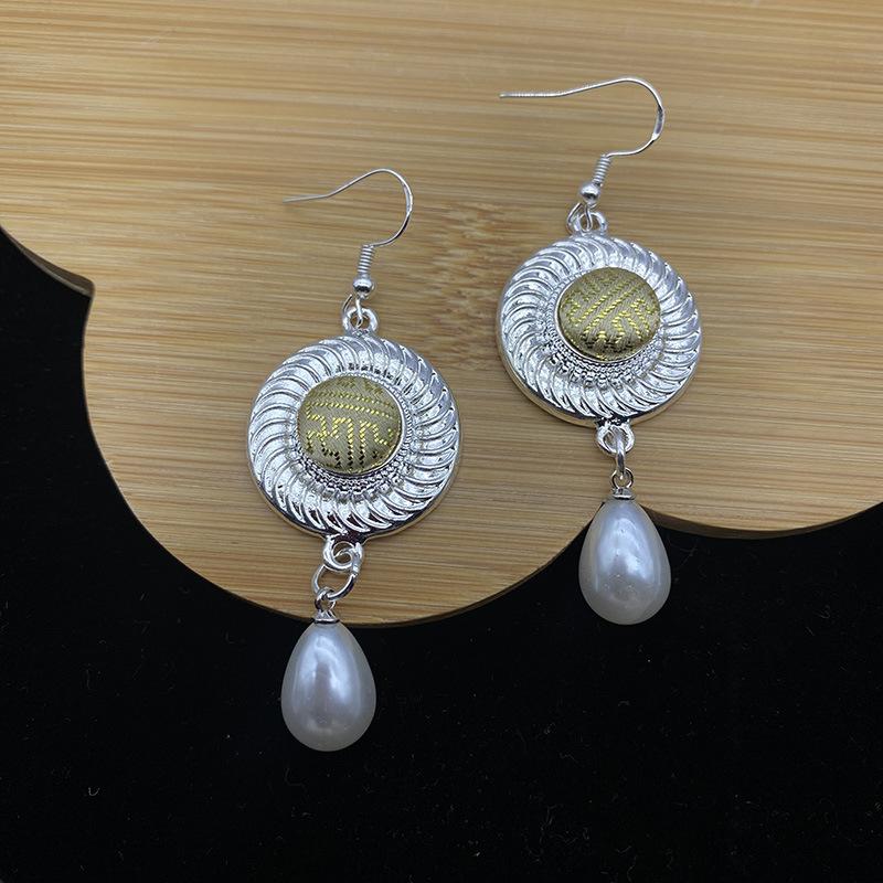 [Fabric] Mongolian earrings women's characteristic ethnic style short earrings, zinc alloy silver-plated, imitation silver earrings