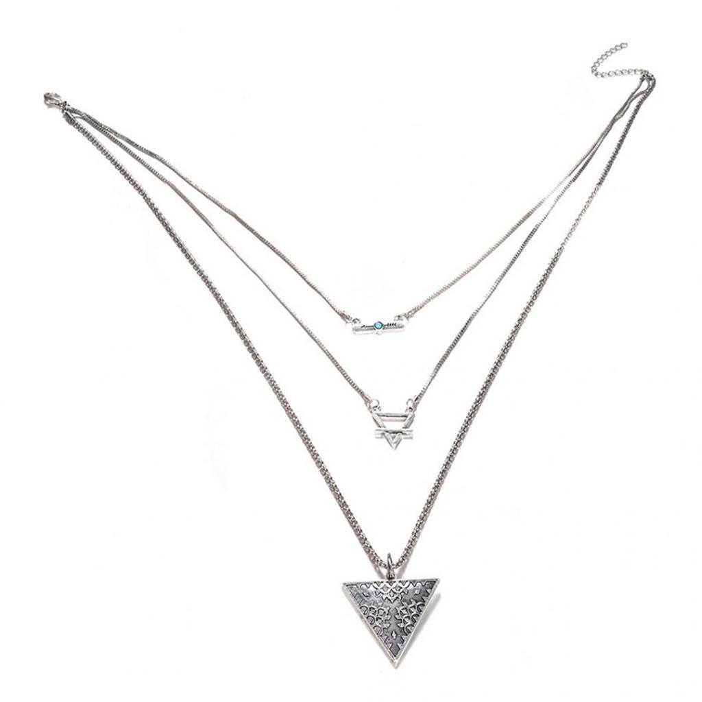 Женская трехслойная цепочка с подвесками в стиле бохо