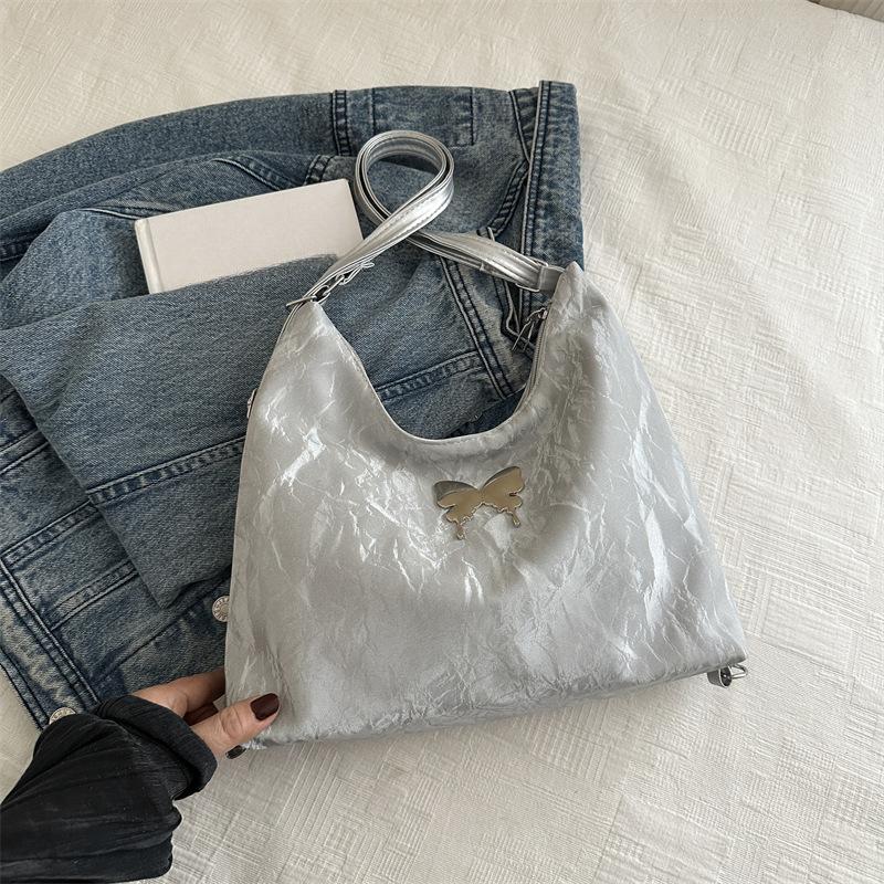 Новая корейская версия весенней персонализированной повседневной сумки большой вместимости, красивой нишевой, простой, на одно плечо, с наклонным носком