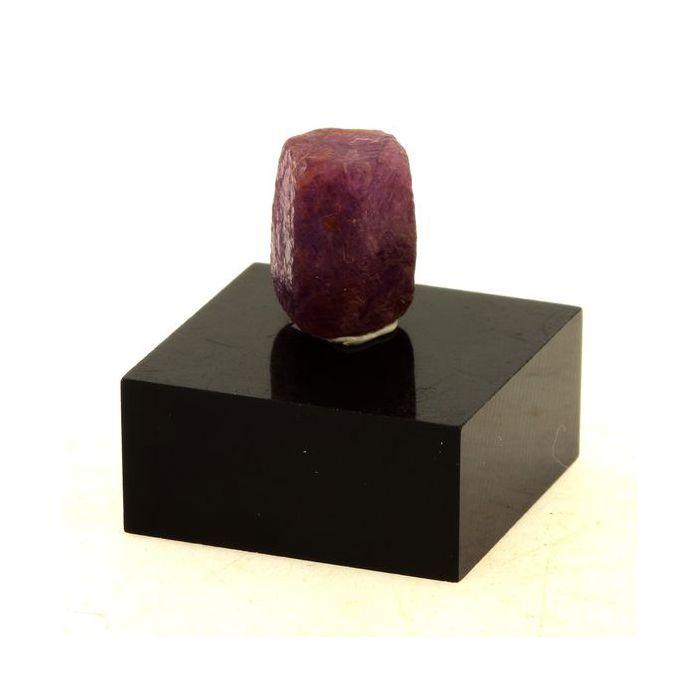 Pierres et Minéraux. Rubis. 9.2 ct. Kiteto District, Manyara Region, Tanzanie.