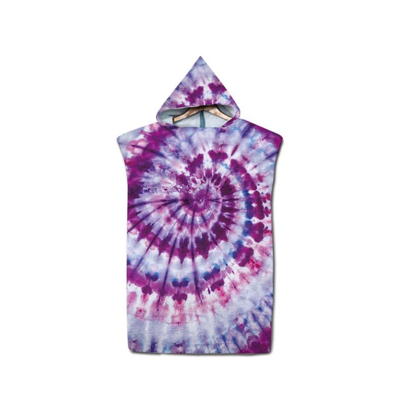 Стильный пончо-полотенце с узором для пловцов и отдыхающих на пляже