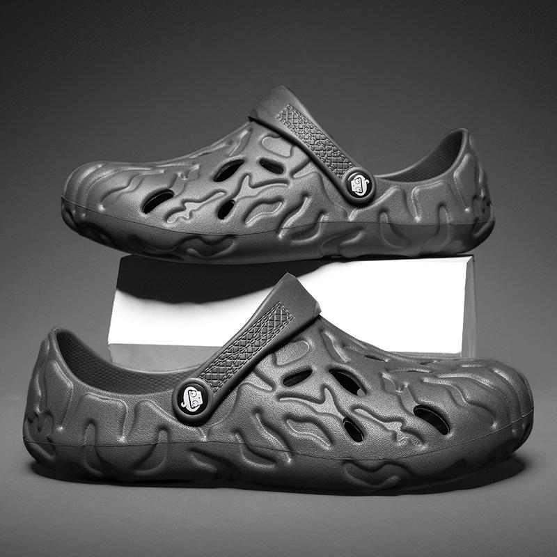 Non-slip Men's Hole Shoes Outdoor Couple Large Size Beach Sandals Outdoor Thick-soled Summer Stepping On Shit Breathable Cool Slippers