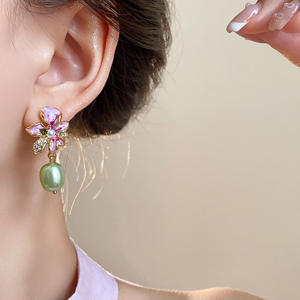 Light Luxury Bohemian Earrings Women Ear Jewelry Sweet Drop Earrings Flower Stud Earrings  Gift