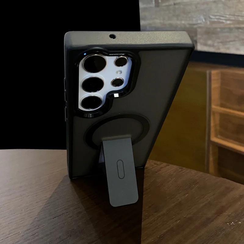 Складная подставка-кронштейн Магнитный чехол для беспроводной зарядки для Samsung S23 S24 S25 S26 Ultra Plus Матовый полупрозрачный Ударопрочный бампер