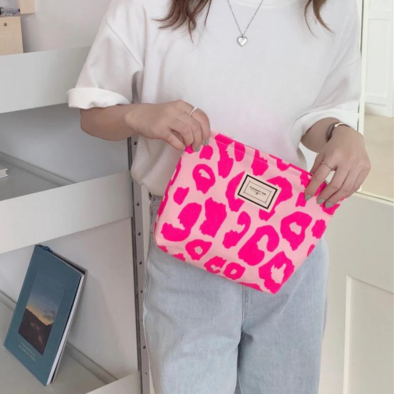 Косметичка с леопардовым принтом, модный повседневный клатч, косметичка, большой вместительный дорожный органайзер для туалетных принадлежностей, косметичка для хранения