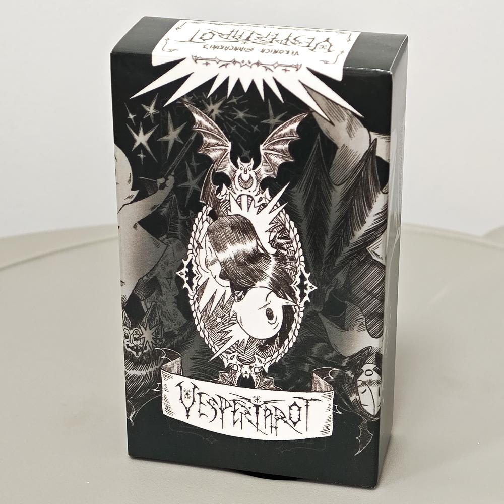 Колода Таро «Веспер» 10,3*6 см : Потрясающее черно-белое искусство с оригинальным карандашным рисунком, 78 шт. карточек