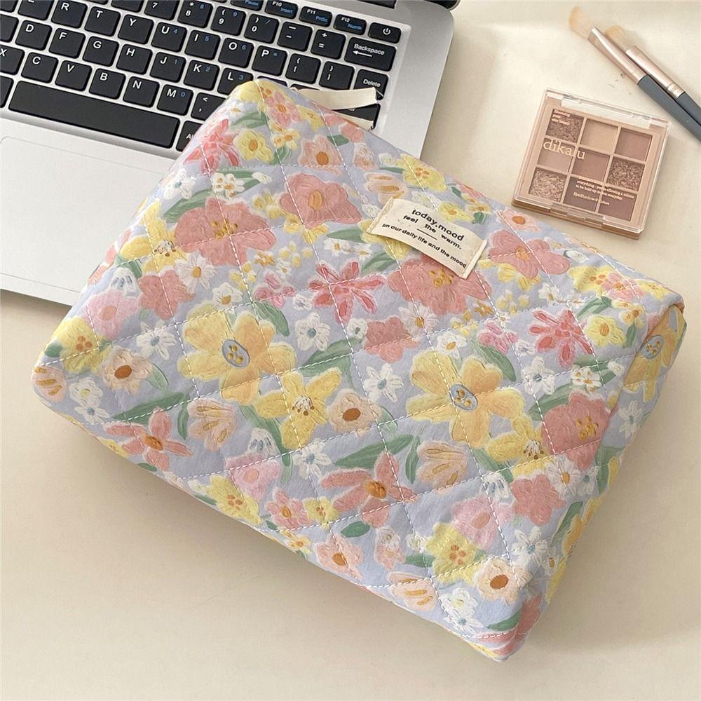 Large Floral Cosmetic Bag Coquette Organizer Bag Fashion Aesthetic Toiletry Bag  for Women Girls