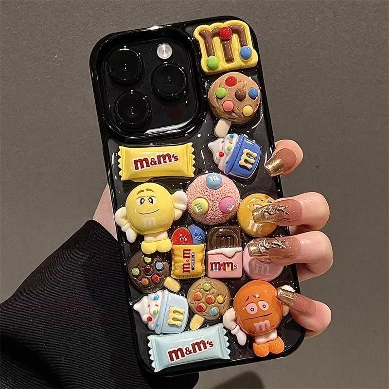 Чехол Apple iPhone 17 3D Мультяшный M&M's Печенье и Мороженое