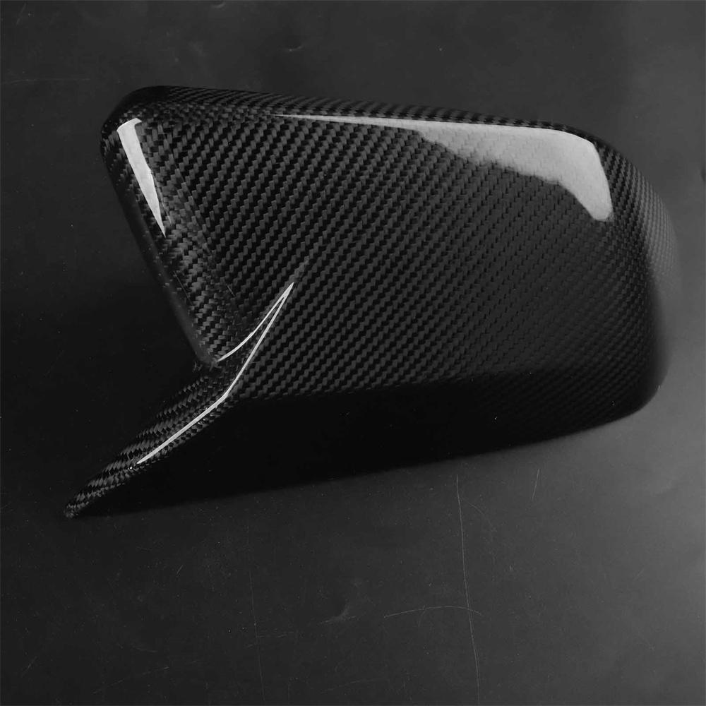 Накладки на боковые зеркала из углеродного волокна для Ford Mustang с LED поворотниками 2015-17