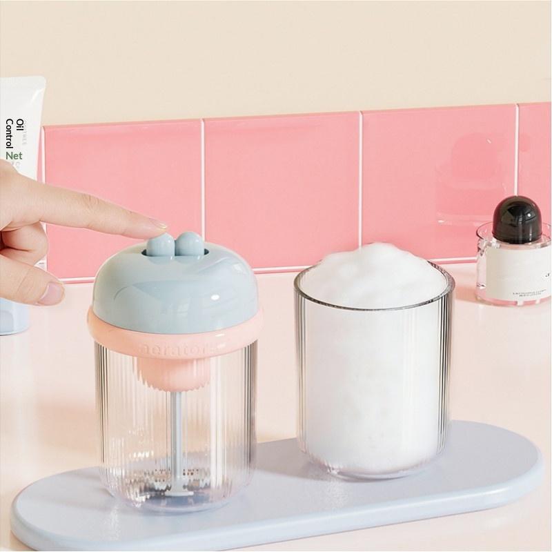 Портативный моющийся полностью электрический очиститель для лица и гель для душа, быстро пенящийся чистящий инструмент, подходит для повседневного использования