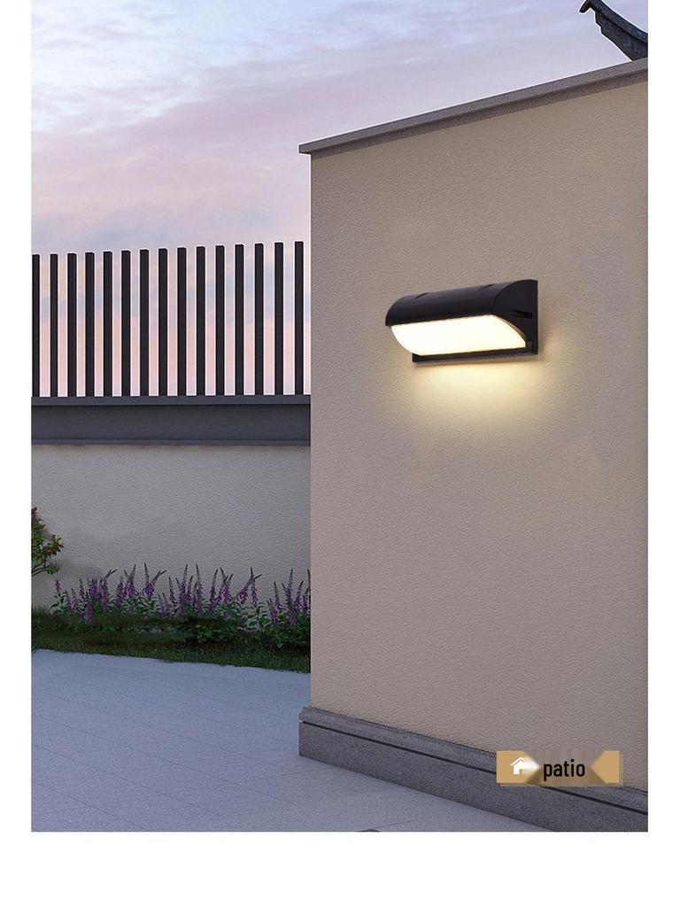 Outdoor Waterproof Wall Light for Garden, Hotel, Villa, Corridor, or Balcony