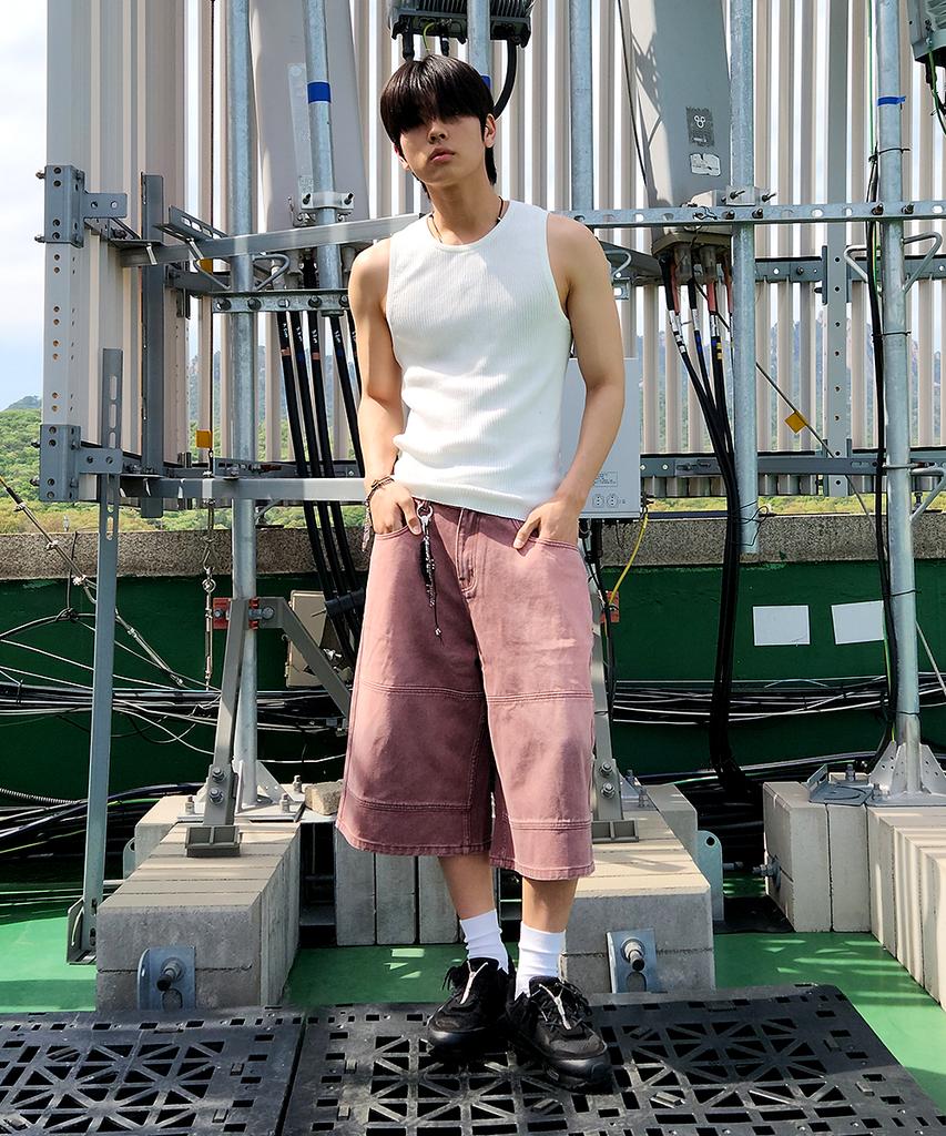 MAKEITTO Cut-Line Denim Bermuda Pants_Pink