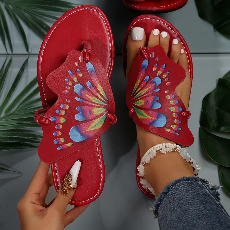 Стильные женские шлепанцы с принтом бабочек | Верх из искусственной кожи и резиновая подошва | Универсальная обувь на все сезоны | Модные шлепанцы с перемычкой для пальца, слипоны
