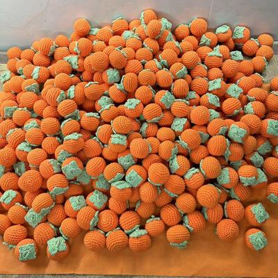 Подвески ручной работы из шерсти с фруктовой тематикой: Украшения из хурмы, арахиса, яблока, клубники, персика