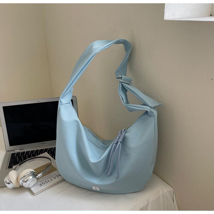 2025 niche design plaid new women's bag Korean version cloth bag dumpling bag simple large capacity shoulder messenger bag