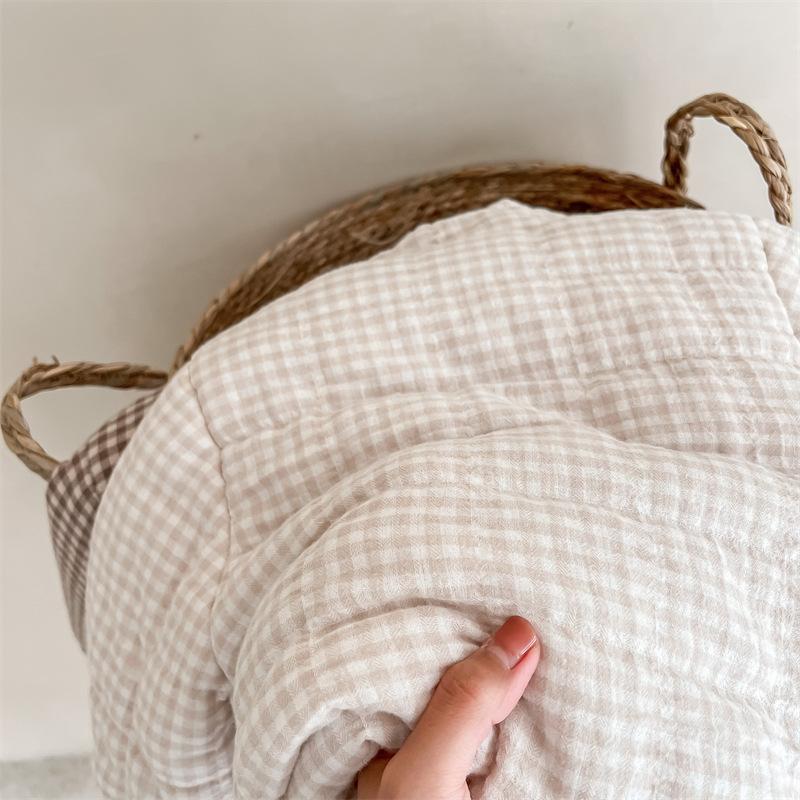 Зимние детские клетчатые утепленные пальто из флиса для малышей и детей