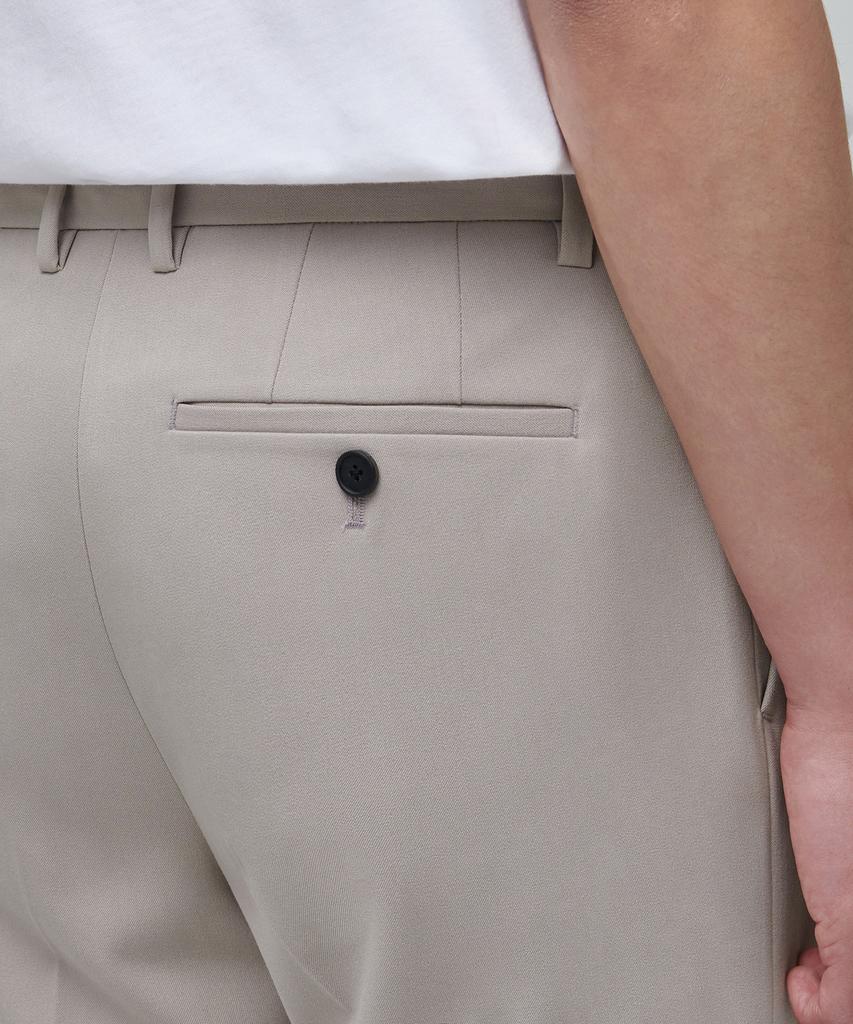 MUSINSA STANDARD Skinny Hidden Elastic Waist Crop Slacks [Light Beige]