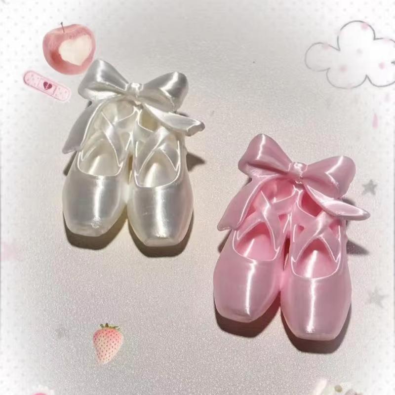 1Pcs Lovely Pendants Ballet Shoes Bow Keychain Bag Hanging Ornament Keyring Decoration
