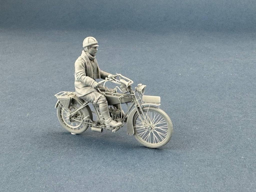 Copper State Models 1/35 German Messenger Soldier Riding Position Resin Kit COPF35057
