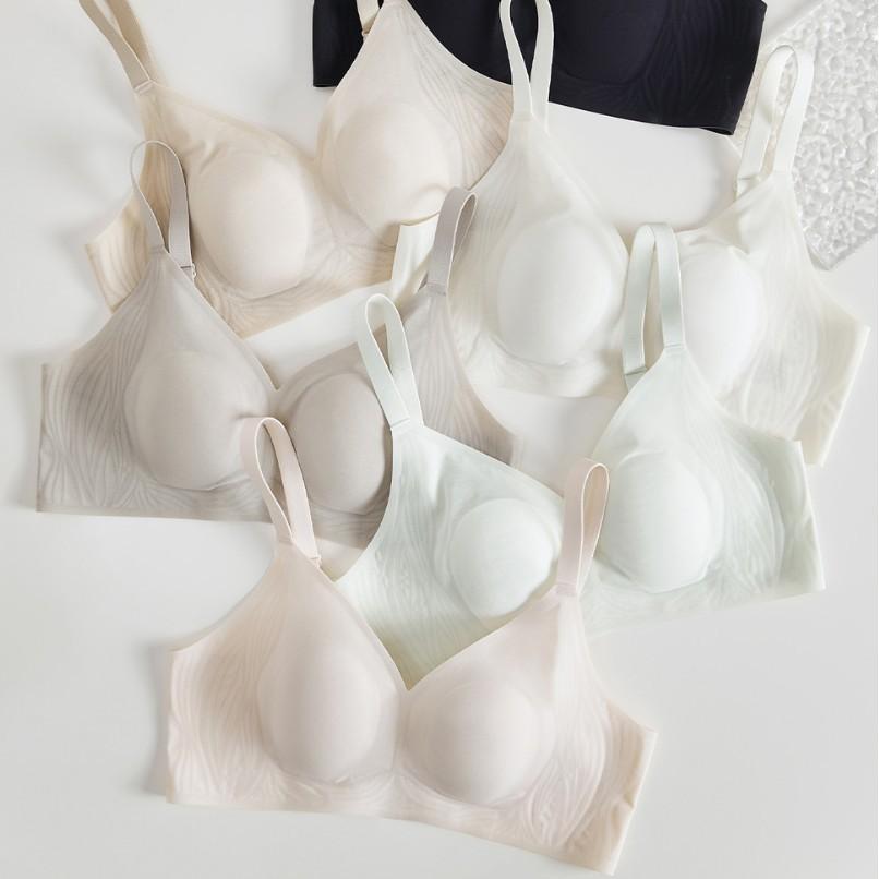 Ultra-thin breathable and seamless new underwear women's big breasts are small, anti-sagging, sub-breasts, jelly provisions, bra