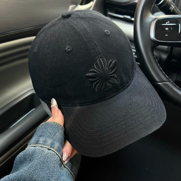 Classic Cotton Embroidered Baseball Cap With Adjustable Fit For Daily Outdoor Sun Protection