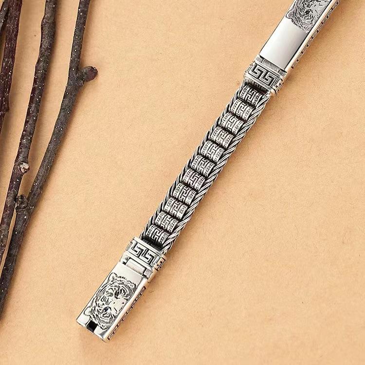 New Tiger Bracelet Men's Trendy Personality Peace Pattern Do The Old Zodiac Silver Medal Bracelet