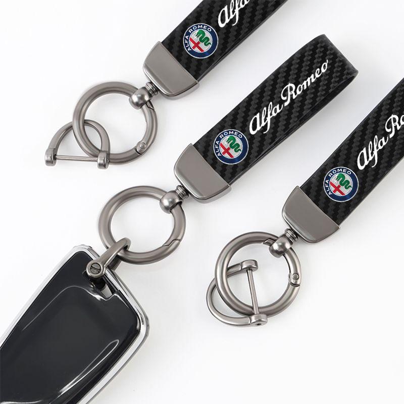 YYCE3 Car Key Chain Carbon Fiber Keychain Key Buckle Key Ring Gift For Alfa Romeo giulia stelvio giulietta 159 147 156 166 Accessories
