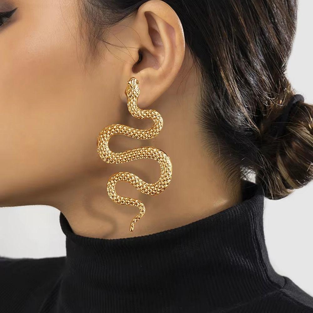 Sexy Snake Shaped Earrings Avant-garde Metal Earrings Vintage Animal Snake Stud Earrings Gifts
