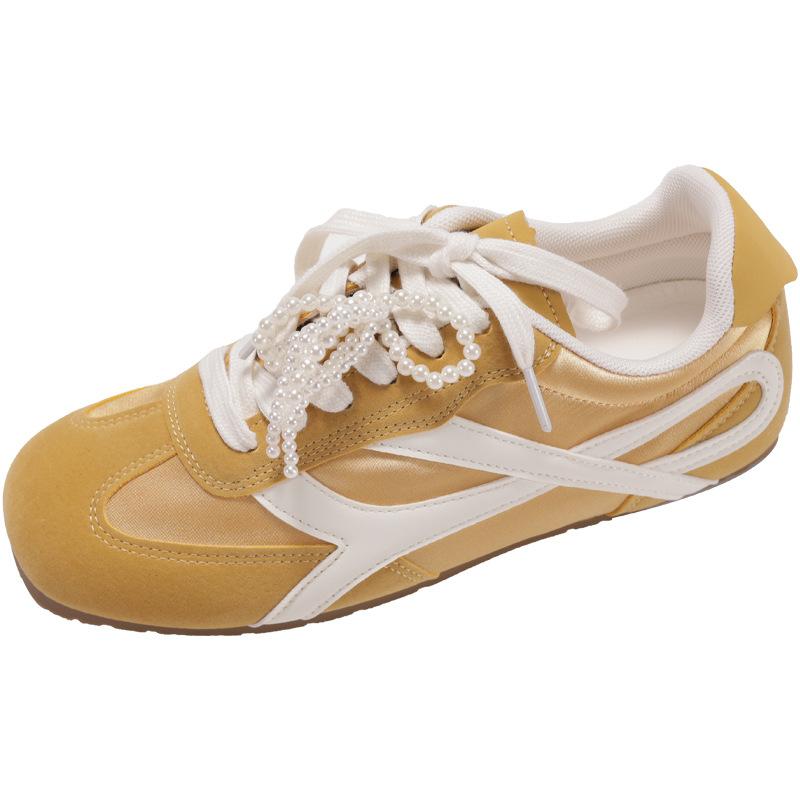 Popular retro with skirt inner height increase flat-soled Forrest Gump training shoes women's 2025 new summer soft-soled casual board shoes