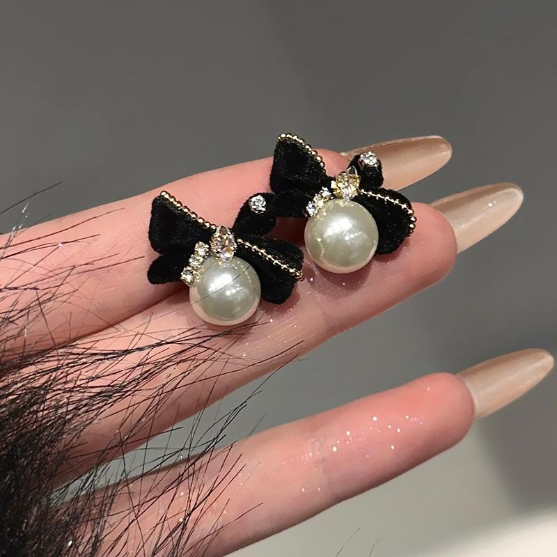 Весенние и летние серьги-пусеты в стиле ретро с флокированным бантом и бахромой из жемчуга, серьги-трансформеры для двух способов ношения, женские