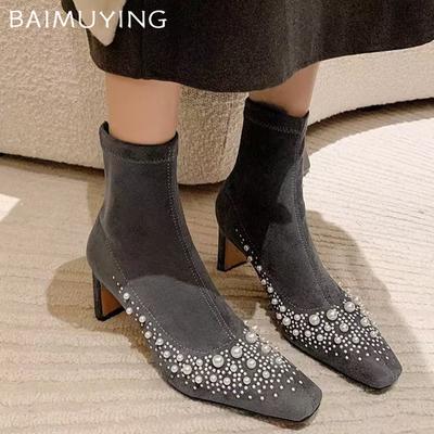 Женские ботильоны с бусинами и кристаллами, замшевые, с квадратным носком, модные, на среднем каблуке, зимняя обувь 2025 года, трендовые туфли на толстом каблуке, дизайнерские Botas De Mujer