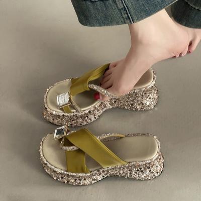 Модная обувь Универсальные повседневные тапочки Новые сандалии на толстой подошве, увеличивающие рост