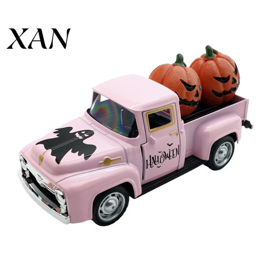 Pick-up Truck Alloy Figurine Halloween Figurine, Holding Pumpkin Vintage Car Statue, Miniature Model Vehicle Ornament for Holiday Party Table