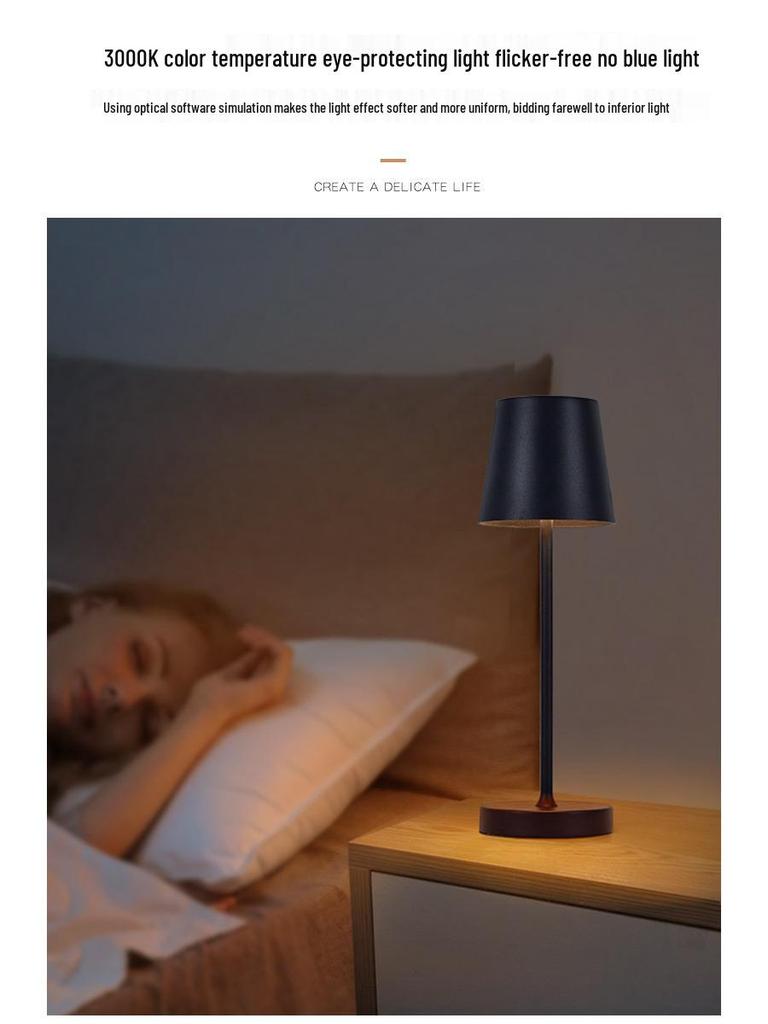 LED Rechargeable Metal Touch Dimming Desk Lamp for Western Restaurant Tabletop Atmosphere