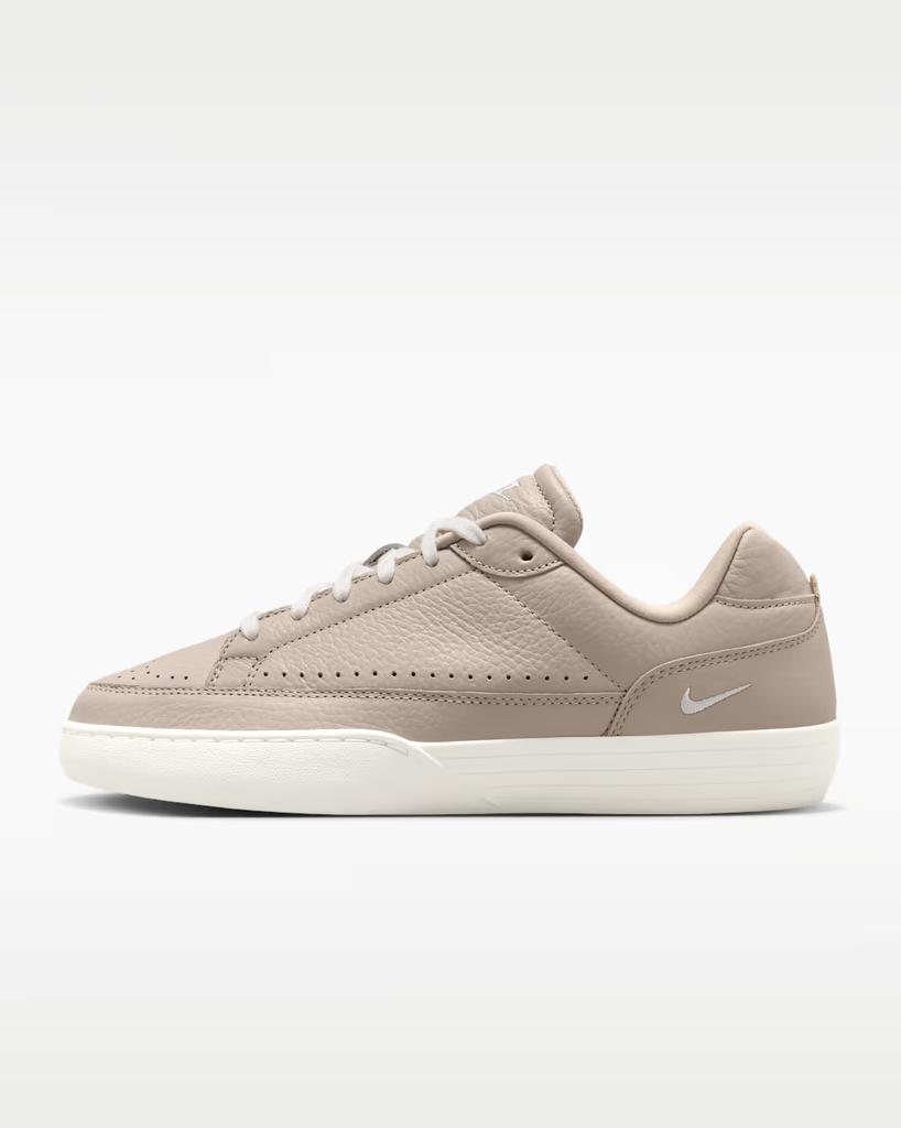 IM5955-201 Nike Tennis Center "Cream 2" (Women's)