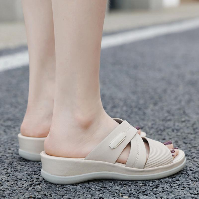 Fashion Summer Sweet Sandals Women Fashionable Atmospheric Large-Sized Thick-Soled Slippers Beach Shoes Slippers Casual Soft Bottom
