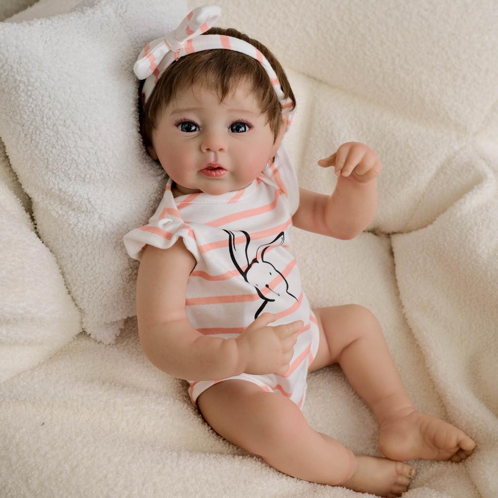 19inch Silicone Reborn Baby Doll With Striped Headband And Rabbit Print Clothing Decorationfor Collectors And Gift Givers