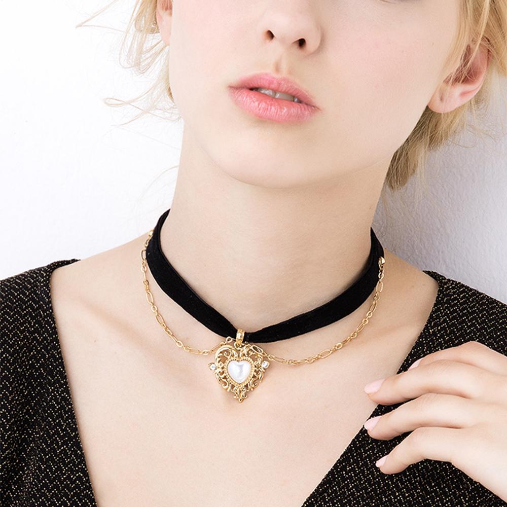 Women Girls Short Women Gifts Velvet Vintage Pendant Love Heart Heart Necklace Choker Chain