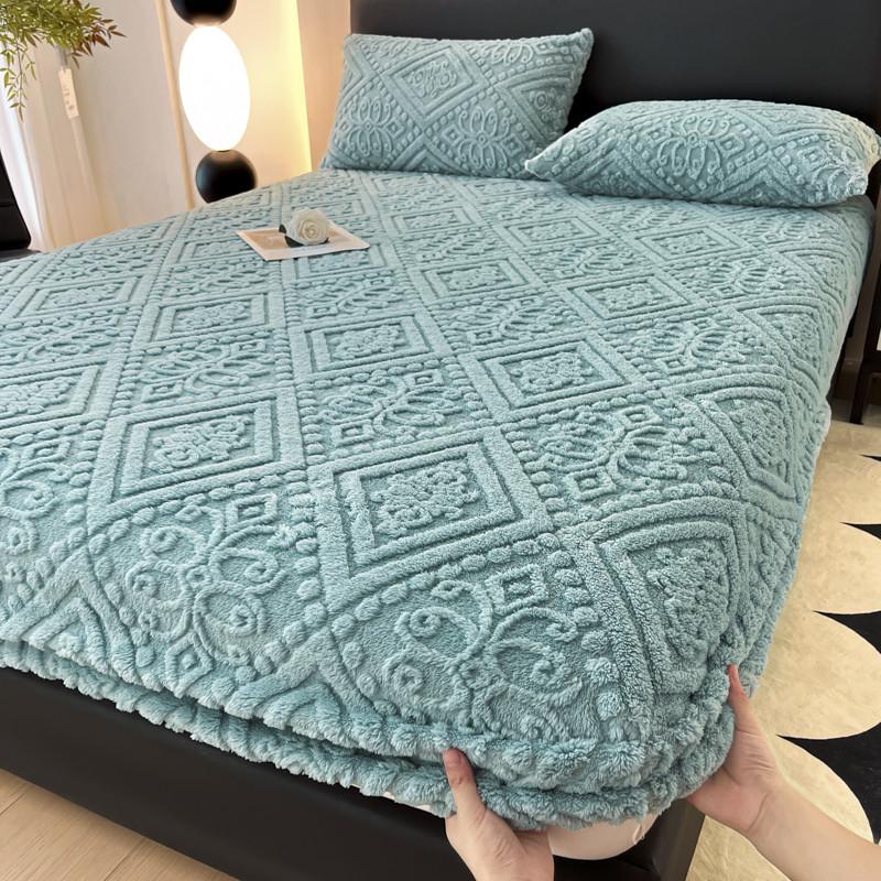 Плюшевый наматрасник для кровати, эластичная простыня на резинке из мягкого материала, сохраняет тепло, пылезащитный, машинная стирка 90X200, 180X200